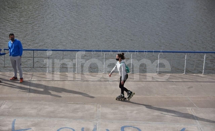 Jóvenes coparon el Parque del Bicentenario