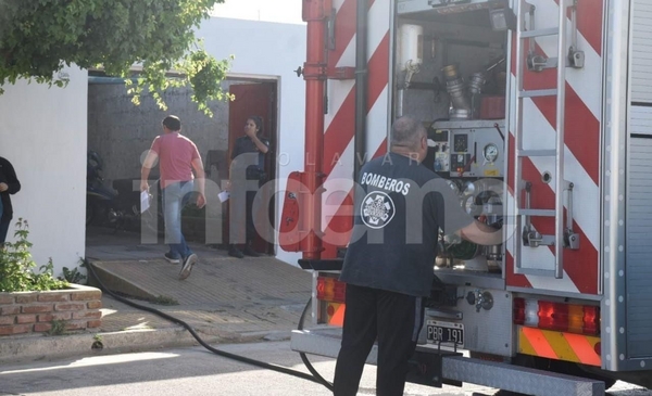 Pueblo Nuevo: Bomberos trabajó en el incendio en una vivienda - Infoeme