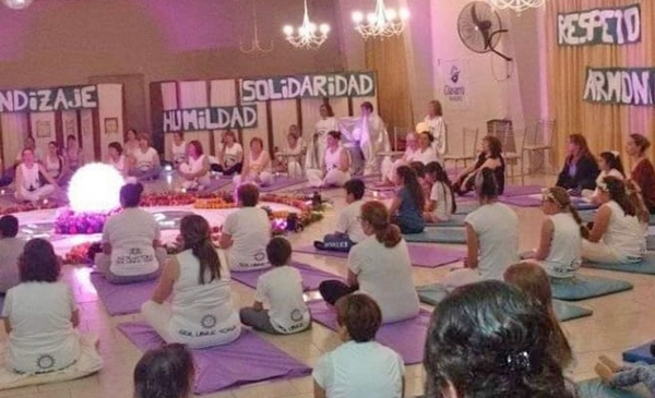 En el Club Pueblo Nuevo se realizó el sexto saludo a la Luna - Infoeme