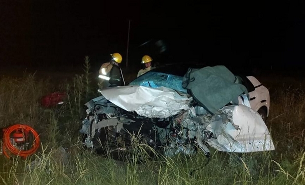 Ruta 51: un muerto tras un choque frontal entre un auto y una camioneta ...