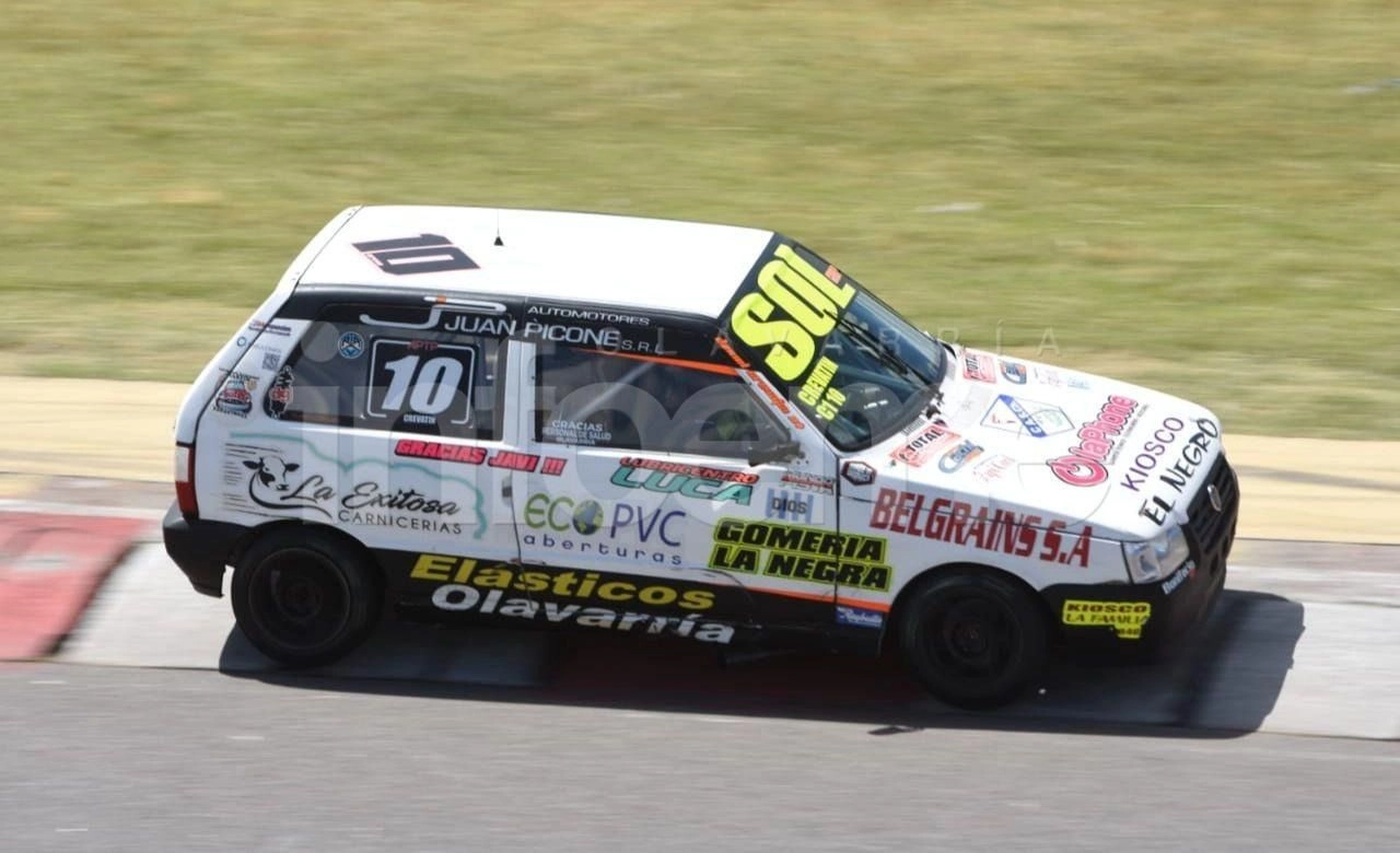 Daniel Crevatín logró el título en la Clase 1 del Turismo Pista